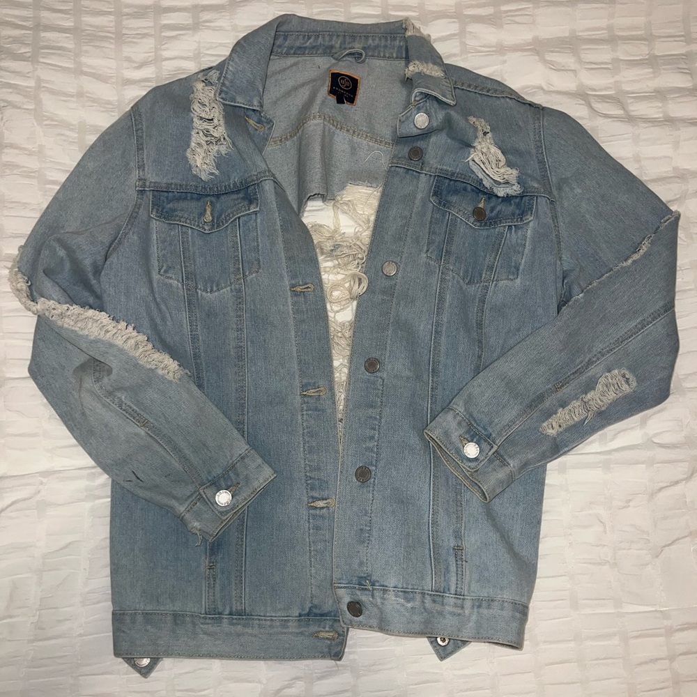 Oversized distressed Jean Jacket